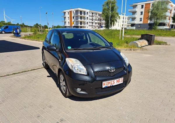 Toyota Yaris cena 15900 przebieg: 199000, rok produkcji 2009 z Zbąszyń małe 466